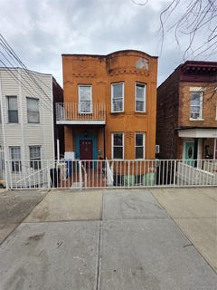 /international/us/628-mead-street-bronx-ny-110107231730/