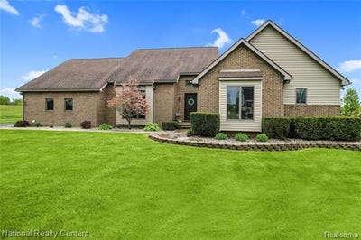 /international/us/7535-clinton-macon-road-macon-twp-mi-110108256479/