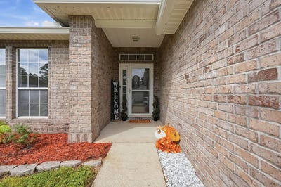 /international/us/2037-catline-circle-navarre-fl-110120518047/