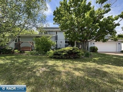 /international/us/333-ne-5th-ave-chisholm-mn-110106843048/