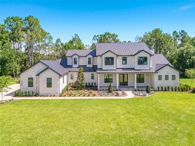 /international/us/405-long-and-winding-road-howey-in-the-hills-fl-110095534972/