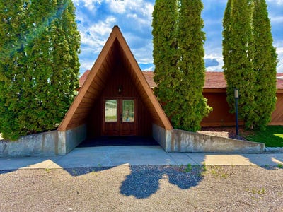 /international/us/311-12th-street-west-chinook-mt-110109139675/