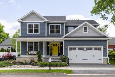 /international/us/35-chloes-way-saratoga-springs-ny-110108449467/