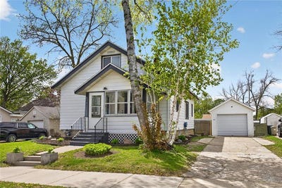/international/us/616-6th-street-se-rochester-mn-110107842277/