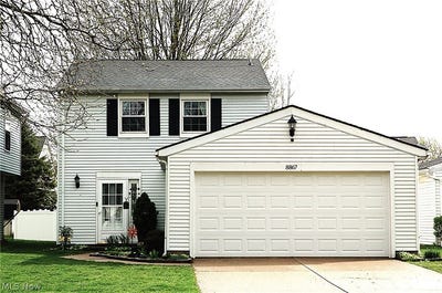 /international/us/8867-holly-lane-olmsted-falls-oh-110107309963/