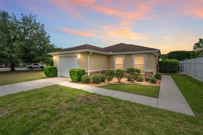 /international/us/5085-ne-122nd-boulevard-oxford-fl-110108094584/
