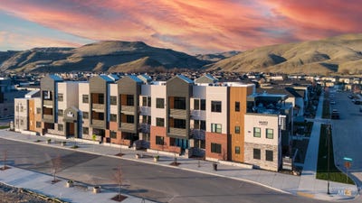 /international/us/4430-e-haystack-st-boise-id-110108474979/