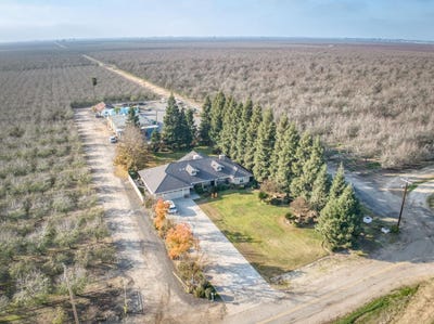 /international/us/20880-road-18-chowchilla-ca-110104622469/