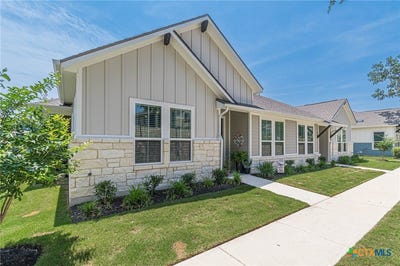 /international/us/138-harborside-drive-san-marcos-tx-110107991867/