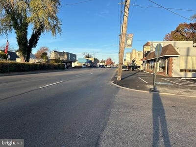 /international/us/800-macdade-boulevard-folsom-pa-110099584559/