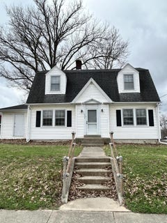 /international/us/222-s-main-street-owenton-ky-110106477561/