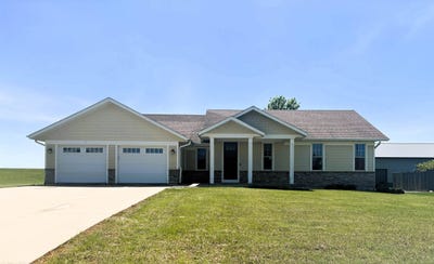 /international/us/1521-sunrise-trail-sioux-center-ia-110108350783/
