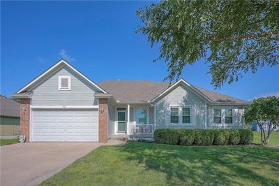 /international/us/612-country-lane-raymore-mo-110101363375/?lang=en