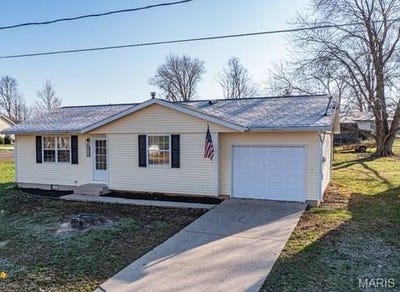/international/us/322-n-sangamon-avenue-vandalia-il-110104405677/