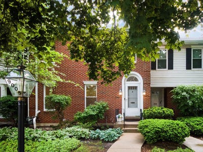 /international/us/9005-lincolnwood-drive-evanston-il-110108349875/