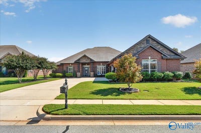 /international/us/116-sw-walnut-cove-boulevard-huntsville-al-110120589553/