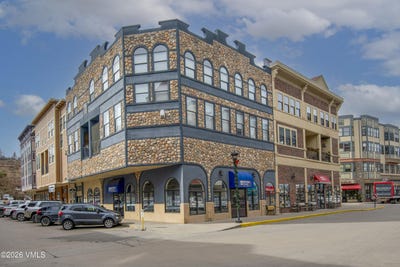 /international/us/280-main-street-edwards-co-110105887845/