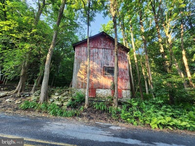 /international/us/44-wetzel-road-macungie-pa-110109168597/
