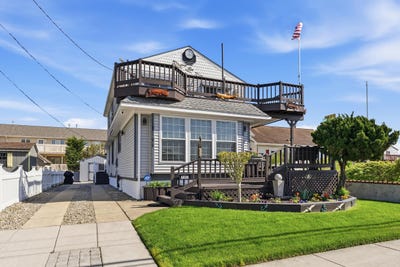 /international/us/7103-new-jersey-avenue-wildwood-crest-nj-110108100376/