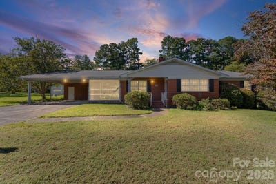 /international/us/140-winterlocken-road-salisbury-nc-110120757957/