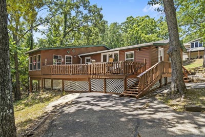 /international/us/297-brandon-loop-kimberling-city-mo-110101398612/