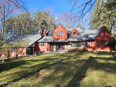 /international/us/455-laurel-pine-road-cresco-pa-110099576712/