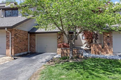 /international/us/1747-russet-valley-drive-st-louis-mn-110098930320/