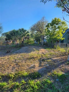 /international/us/508-w-avenue-b-lot-20-robstown-tx-110103399162/
