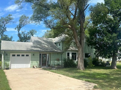 /international/us/503-n-logan-street-spencer-ne-110101071292/