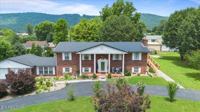 /international/us/116-oak-st-jacksboro-tn-110100617963/
