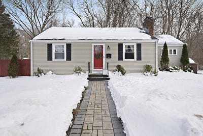 /international/us/270-middle-st-weymouth-ma-110106729792/