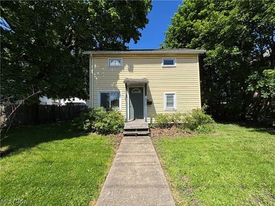 /international/us/416-n-cedar-avenue-niles-oh-110107954276/