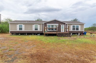 /international/us/245-county-road-1341-alice-tx-110120028898/
