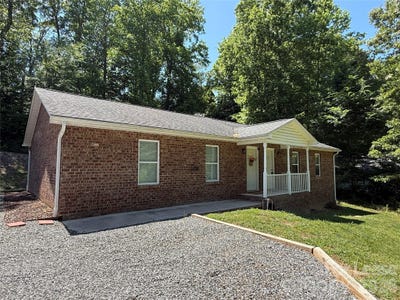/international/us/919-n-flint-street-lincolnton-nc-110108174909/