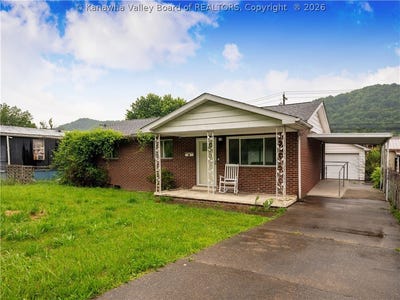 /international/us/5225-midland-drive-charleston-wv-110108354539/