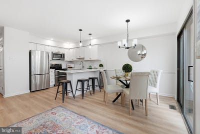 /international/us/2204-winterbridge-lane-west-chester-pa-110108880512/