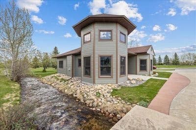 /international/us/23-lindsay-lane-red-lodge-mt-110108108003/