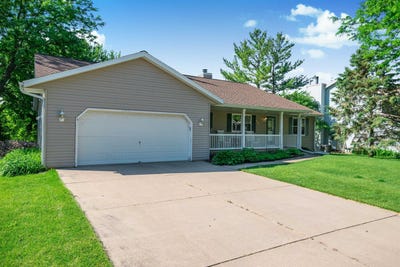 /international/us/629-w-mohawk-trail-deforest-wi-110108332521/