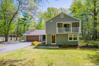 /international/us/116-canton-road-granby-ct-110107866739/