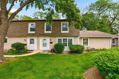 /international/us/1312-woodcutter-lane-wheaton-il-110108197457/