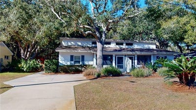 /international/us/854-n-beachview-drive-jekyll-island-ga-110102826245/