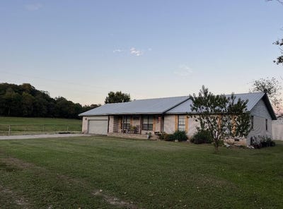 /international/us/4313-county-road-436-eucha-ok-110106786899/