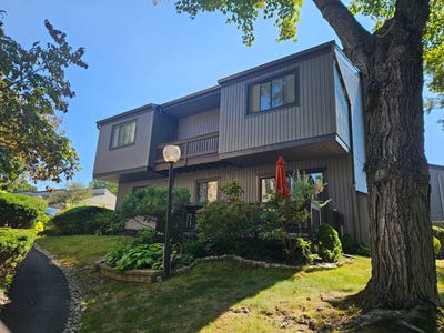 /international/us/2601-mulberry-ct-poughkeepsie-ny-110101090065/