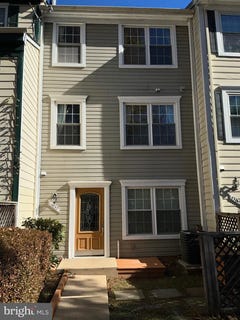 /international/us/13637-winterspoon-lane-germantown-md-110103499886/