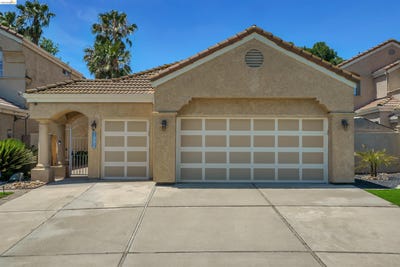 /international/us/1952-cherry-hills-dr-discovery-bay-ca-110108495095/