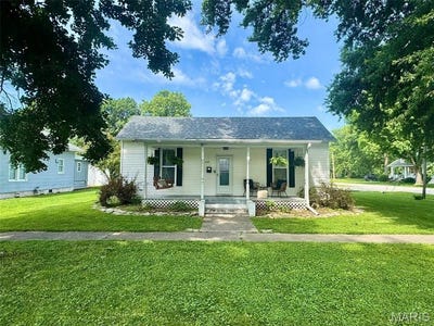 /international/us/519-n-locust-street-monroe-city-mo-110109068827/