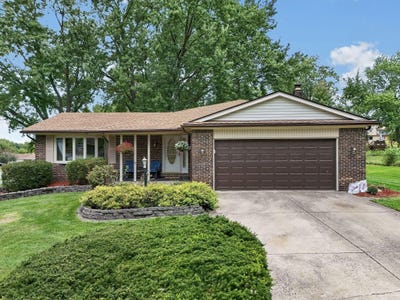 /international/us/333-dellfield-way-gahanna-oh-110119791300/