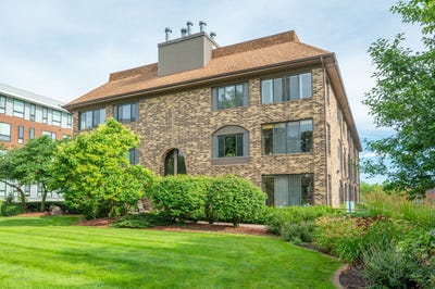 /international/us/3667-grand-avenue-des-moines-ia-110107717996/