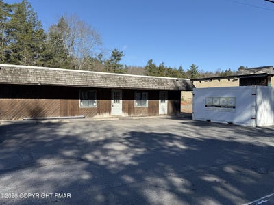 /international/us/245-route-903-blakeslee-pa-110106787190/