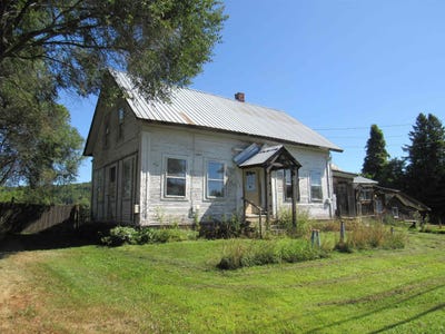 /international/us/258-elm-street-barton-vt-110101990603/